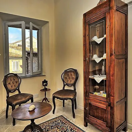 Prima Colonna Del Loggiato-suite 3* Fermo