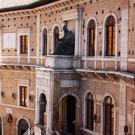 Prima Colonna Del Loggiato-suite 3*