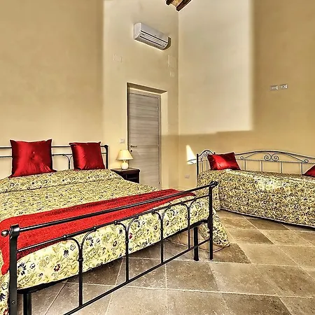 Affittacamere Prima Colonna Del Loggiato-suite