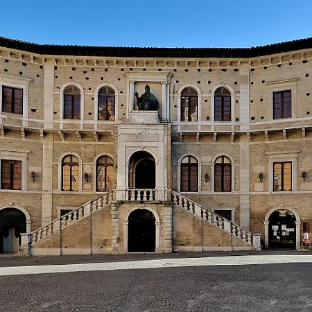 Prima Colonna Del Loggiato-suite